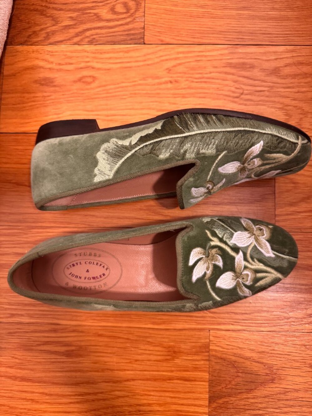 Stubbs & Wootton sage embroidered Loafers size 8 - Picture 3 of 6